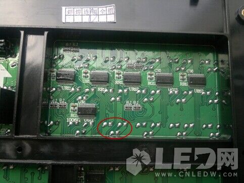 如何用最簡單的辦法辨別LED顯示屏的質量優(yōu)劣